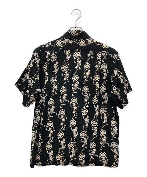 EVISU（エヴィス）EVISU (エヴィス) シャツ ブラック サイズ:38の古着・服飾アイテム