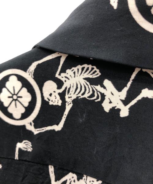 EVISU（エヴィス）EVISU (エヴィス) シャツ ブラック サイズ:38の古着・服飾アイテム