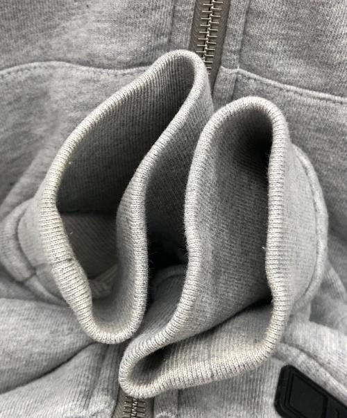 MONCLER（モンクレール）MONCLER (モンクレール) ジップパーカー グレー サイズ:Mの古着・服飾アイテム