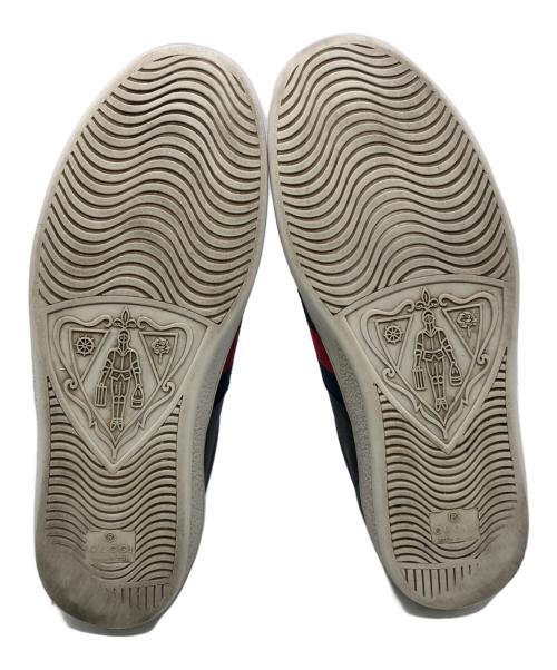 GUCCI（グッチ）GUCCI (グッチ) スニーカー ブラック サイズ:7 1/2の古着・服飾アイテム