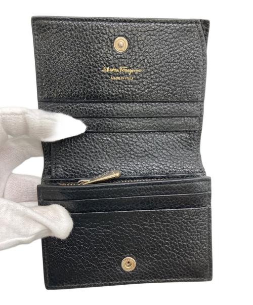 Salvatore Ferragamo（サルヴァトーレ フェラガモ）Salvatore Ferragamo (サルヴァトーレ フェラガモ) 2つ折り財布 ブラックの古着・服飾アイテム