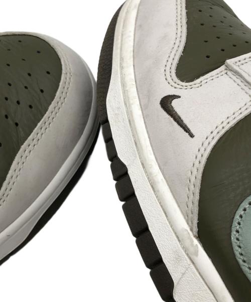 NIKE（ナイキ）NIKE (ナイキ) スニーカー ホワイト×カーキ サイズ:29.0cmの古着・服飾アイテム