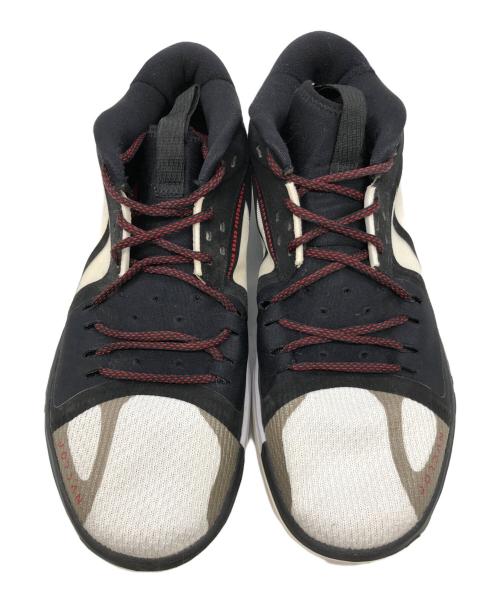 NIKE（ナイキ）NIKE (ナイキ) スニーカー ブラック×ホワイト サイズ:30.0cmの古着・服飾アイテム