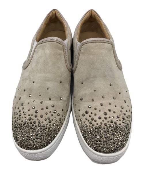 Christian Louboutin（クリスチャン・ルブタン）Christian Louboutin (クリスチャン・ルブタン) スタッズスリッポン ベージュ サイズ:39 1/2（ 24.5〜25.0cm）の古着・服飾アイテム