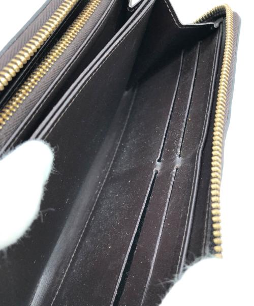 LOUIS VUITTON（ルイ ヴィトン）LOUIS VUITTON (ルイ ヴィトン) モノグラム ヴェルニ ジッピーウォレット アマラントの古着・服飾アイテム
