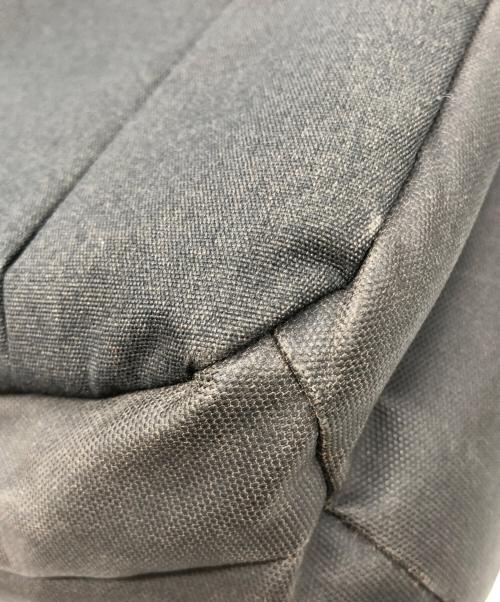 Incase（インケース）Incase (インケース) ショルダーバッグ グレーの古着・服飾アイテム