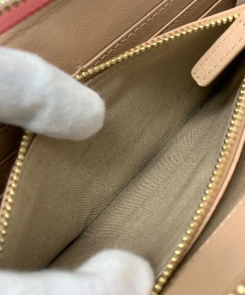 EMPORIO ARMANI（エンポリオアルマーニ）EMPORIO ARMANI (エンポリオアルマーニ) ラウンドファスナー財布 ピンク サイズ:実寸サイズにてご確認ください。の古着・服飾アイテム