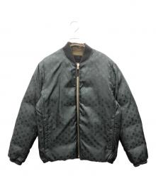 LOUIS VUITTON（ルイ ヴィトン）の古着「モノグラム リバーシブル ナイロンダウンジャケット」｜グレー×カーキ