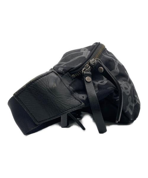 Vivienne Westwood（ヴィヴィアンウエストウッド）Vivienne Westwood (ヴィヴィアンウエストウッド) ボディバッグ ブラックの古着・服飾アイテム