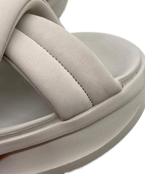 NIKE（ナイキ）NIKE (ナイキ) W AIR MAX ISLA SANDAL CREAM II/CREAM II-CREAM II-CREAM II サイズ:25.0㎝の古着・服飾アイテム