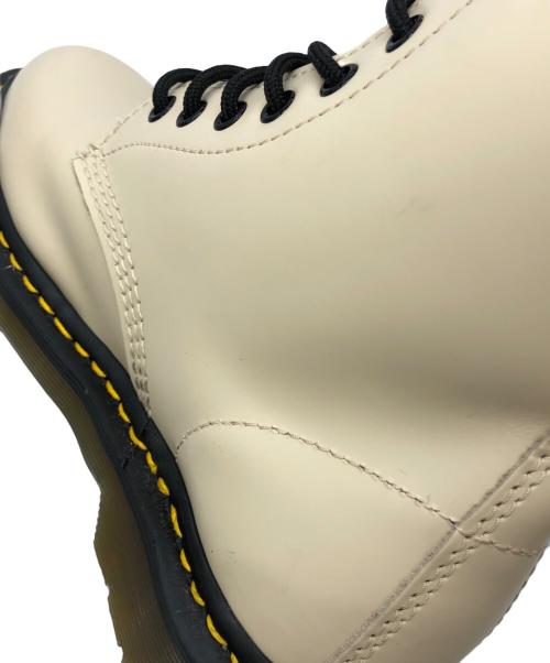 Dr.Martens（ドクターマーチン）Dr.Martens (ドクターマーチン) 8ホールブーツ アイボリー サイズ:EU37の古着・服飾アイテム