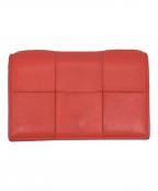 BOTTEGA VENETAボッテガベネタ）の古着「カードケース」｜レッド