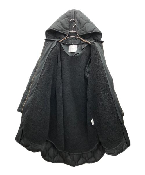 Emma Taylor（エマテイラー）Emma Taylor (エマテイラー) 美シルエット3wayキルティングフードコート ブラック サイズ:36の古着・服飾アイテム