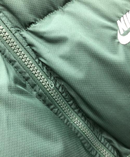 NIKE（ナイキ）NIKE (ナイキ) クラブ パファー ジャケット グリーン サイズ:Mの古着・服飾アイテム