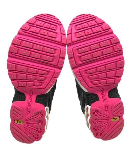 NIKE（ナイキ）NIKE (ナイキ) スニーカー ブラック×ピンク サイズ:25.0の古着・服飾アイテム