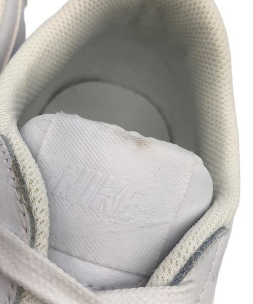 NIKE（ナイキ）NIKE (ナイキ) スニーカー アイボリー サイズ:26.0の古着・服飾アイテム