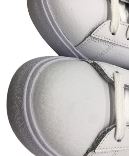 NIKE（ナイキ）NIKE (ナイキ) スニーカー アイボリー サイズ:26.0の古着・服飾アイテム