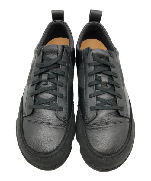 CLARKS（クラークス）CLARKS (クラークス) スニーカー ブラック サイズ:26.5cmの古着・服飾アイテム