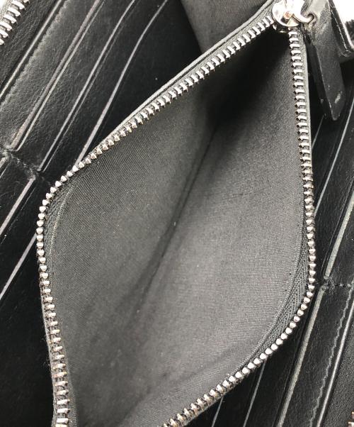 JIMMY CHOO（ジミーチュウ）JIMMY CHOO (ジミーチュウ) ラウンドファスナー型押し財布 ブラックの古着・服飾アイテム