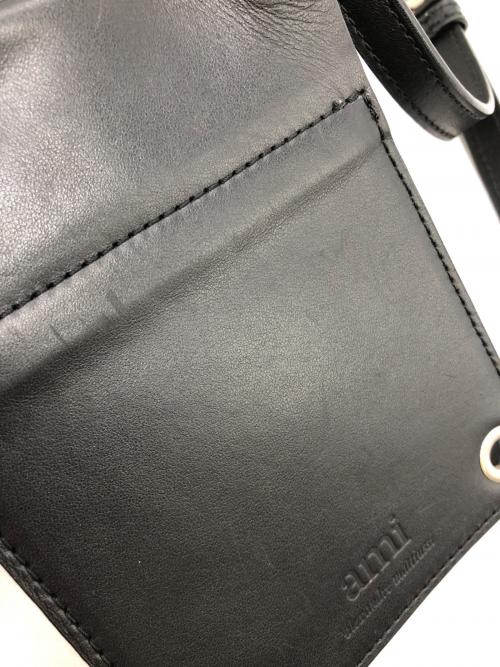 AMI PARIS（アミ パリス）AMI PARIS (アミ パリス) アコーディオンミニショルダーポーチ ブラックの古着・服飾アイテム