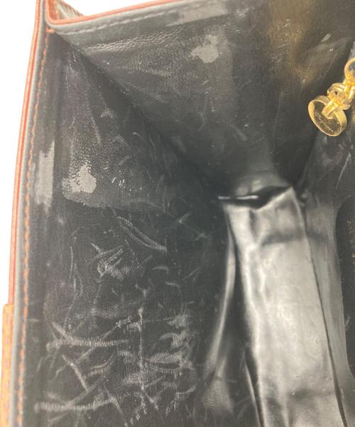 Salvatore Ferragamo（サルヴァトーレ フェラガモ）Salvatore Ferragamo (サルヴァトーレ フェラガモ) ショルダーバッグ ボルドーの古着・服飾アイテム