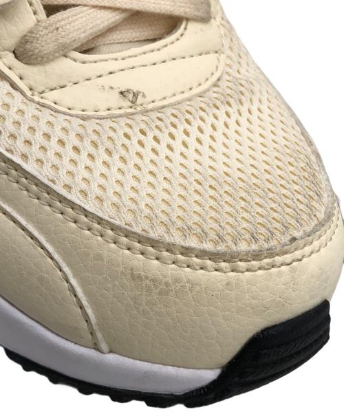 NIKE（ナイキ）NIKE (ナイキ) スニーカー アイボリー サイズ:24.5の古着・服飾アイテム