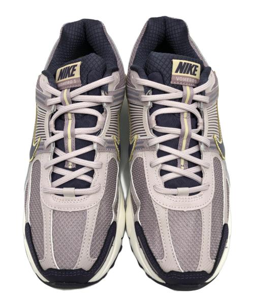 NIKE（ナイキ）NIKE (ナイキ) Zoom Vomero 5 プラチナムバイオレット/ライトバイオレッ サイズ:27.0㎝の古着・服飾アイテム