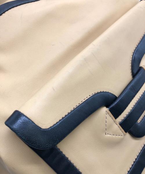 PIERRE HARDY（ピエールアルディ）PIERRE HARDY (ピエールアルディ) バケットバッグ ベージュの古着・服飾アイテム