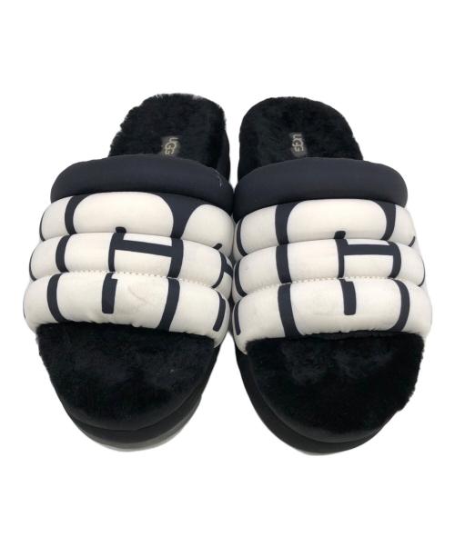 UGG（アグ）UGG (アグ) マキシスライドロゴサンダル ブラック サイズ:25.0の古着・服飾アイテム