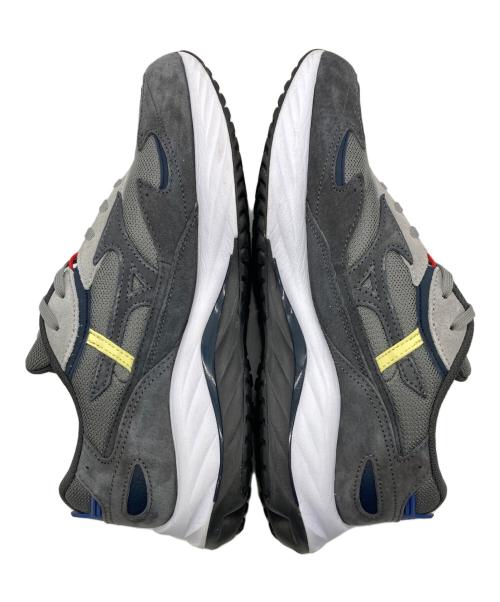 MIZUNO（ミズノ）MIZUNO (ミズノ) Graphpaper (グラフペーパー) WAVE RIDER BETA β グレー サイズ:27.0の古着・服飾アイテム