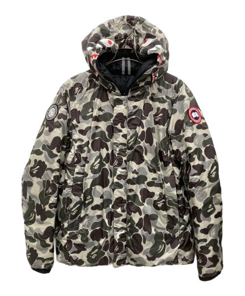 A BATHING APE（ア ベイシング エイプ）A BATHING APE (ア ベイシング エイプ) CANADA GOOSE (カナダグース) CONCEPTS (コンセプツ) クロフトンシャークフーディ ダウンジャケット カーキ×ブラック サイズ:Lの古着・服飾アイテム