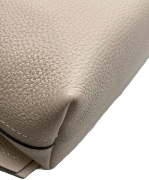 GIANNI CHIARINI（ジャンニ キアリーニ）GIANNI CHIARINI (ジャンニ キアリーニ) ショルダーバッグ ベージュの古着・服飾アイテム