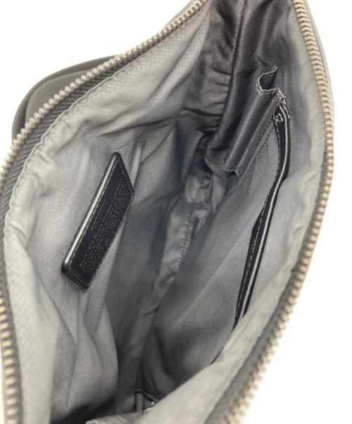 TUMI（トゥミ）TUMI (トゥミ) ショルダーバッグ ブラックの古着・服飾アイテム