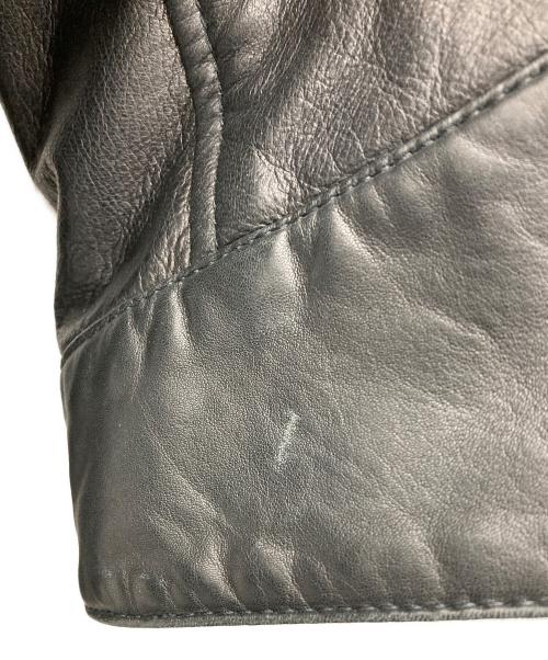 ARMANI COLLEZIONI（アルマーニ コレツィオーニ）ARMANI COLLEZIONI (アルマーニ コレツィオーニ) ラムレザージャケット ブラック サイズ:50の古着・服飾アイテム