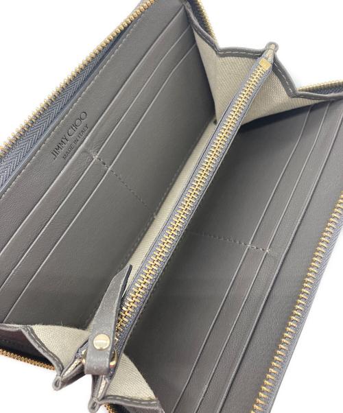 JIMMY CHOO（ジミーチュウ）JIMMY CHOO (ジミーチュウ) スタースタッズラウンドファスナー財布の古着・服飾アイテム