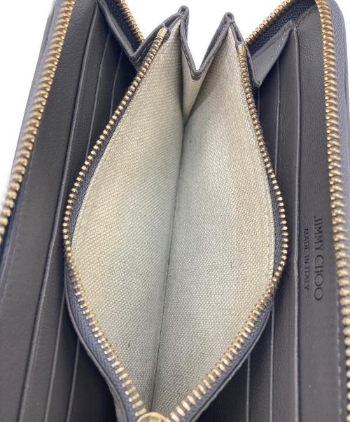 JIMMY CHOO（ジミーチュウ）JIMMY CHOO (ジミーチュウ) スタースタッズラウンドファスナー財布の古着・服飾アイテム