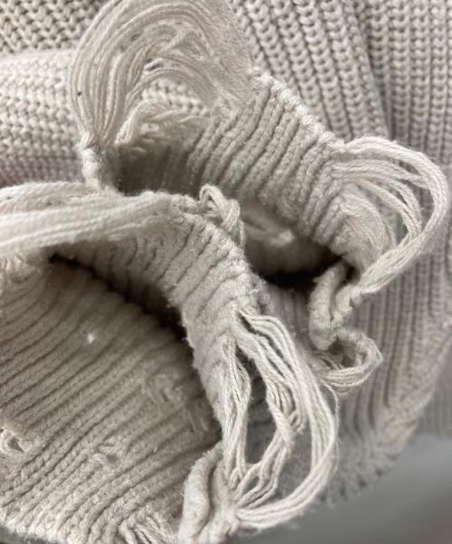 MAISON SPECIAL（メゾンスペシャル）MAISON SPECIAL (メゾンスペシャル) Embroidery Damage Prime-Over Crew Neck Knit Pullover グレーの古着・服飾アイテム