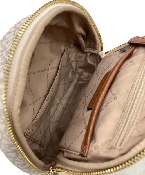 MICHAEL KORS（マイケル・コース）MICHAEL KORS (マイケル・コース) ERIN SM CONV BACKPACK ベージュの古着・服飾アイテム