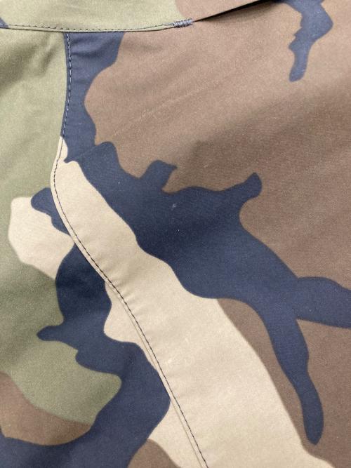 THE NORTH FACE（ザ ノース フェイス）THE NORTH FACE (ザ ノース フェイス) ノベルティドットショットジャケット カーキ×カモフラージュ サイズ:Lの古着・服飾アイテム