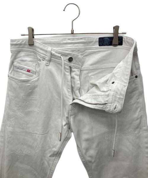 DIESEL（ディーゼル）DIESEL (ディーゼル) デニムパンツ ホワイト サイズ:W32の古着・服飾アイテム