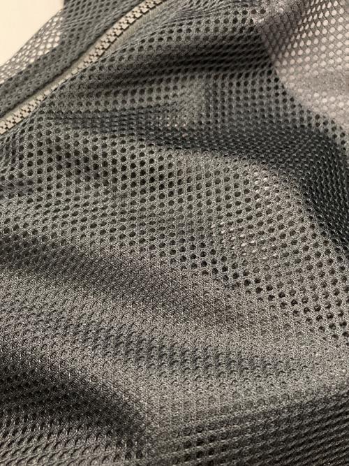 MARMOT（マーモット）Marmot (マーモット) メッシュベスト グレー サイズ:Mの古着・服飾アイテム