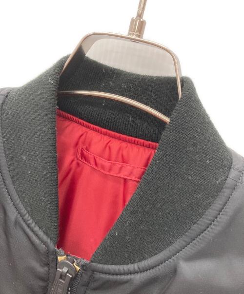 ALPHA INDUSTRIES（アルファインダストリーズ）ALPHA INDUSTRIES (アルファインダストリーズ) フライトジャケット ブラック サイズ:Mの古着・服飾アイテム