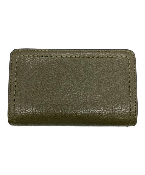 MARC JACOBS（マークジェイコブス）MARC JACOBS (マークジェイコブス) 2つ折り財布 オリーブの古着・服飾アイテム
