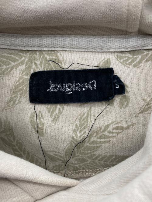 Desigual（デシグアル）Desigual (デシグアル) スウェットシャツ アイボリー×オリーブ サイズ:Sの古着・服飾アイテム