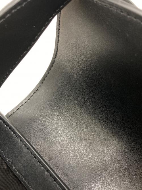MICHAEL KORS（マイケル・コース）MICHAEL KORS (マイケル・コース) スモールクロスボディバッグ ブラックの古着・服飾アイテム