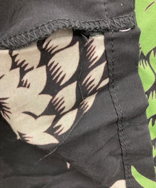 KONA BAY HAWAII（コナベイハワイ）KONA BAY HAWAII (コナベイハワイ) アロハシャツ ブラック×グリーン サイズ:Ｌの古着・服飾アイテム
