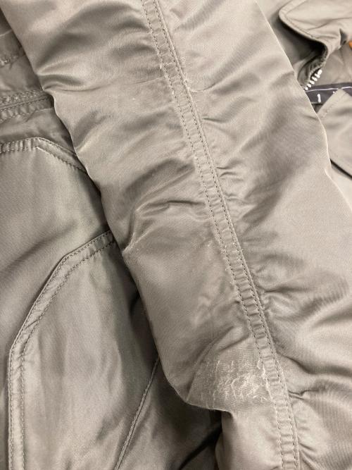 ALPHA INDUSTRIES（アルファインダストリーズ）ALPHA INDUSTRIES (アルファインダストリーズ) フライトジャケット オリーブ サイズ:Lの古着・服飾アイテム