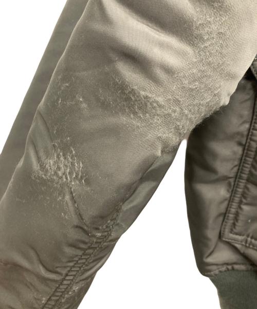 ALPHA INDUSTRIES（アルファインダストリーズ）ALPHA INDUSTRIES (アルファインダストリーズ) フライトジャケット オリーブ サイズ:Lの古着・服飾アイテム