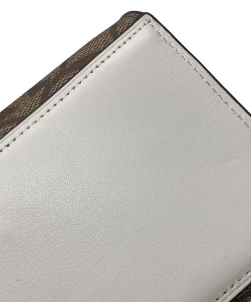 COACH（コーチ）COACH (コーチ) ペッパー サッチェル シグネチャー キャンバス ブラウンの古着・服飾アイテム