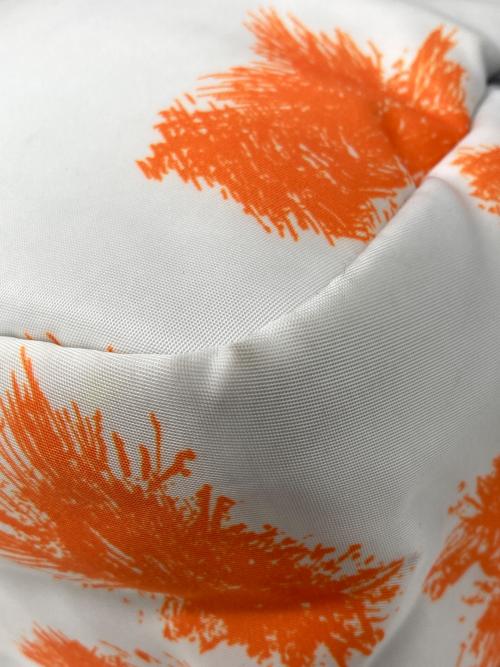 PORTER（ポーター）PORTER (ポーター) ショルダーバッグ ホワイト×オレンジの古着・服飾アイテム